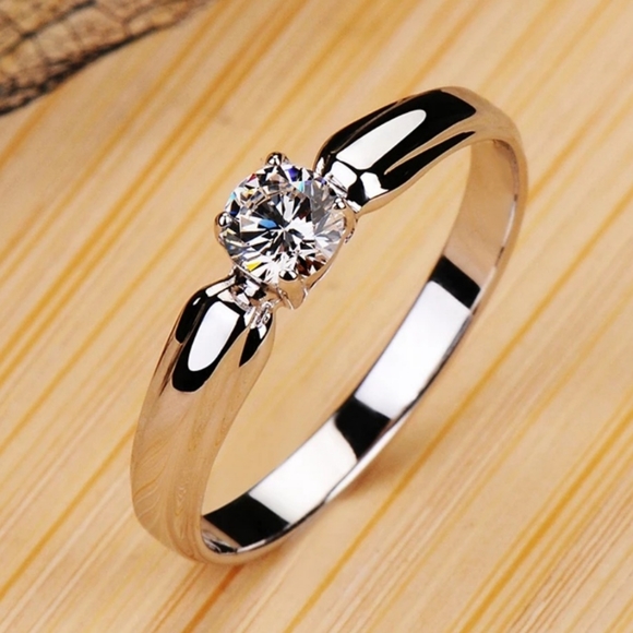 Silver Cute romantic Ring - Picture 1 of 13